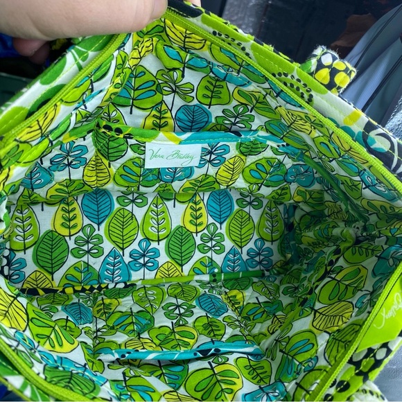 Vera Bradley Limes Up Tote Bag Green - Picture 3 of 8